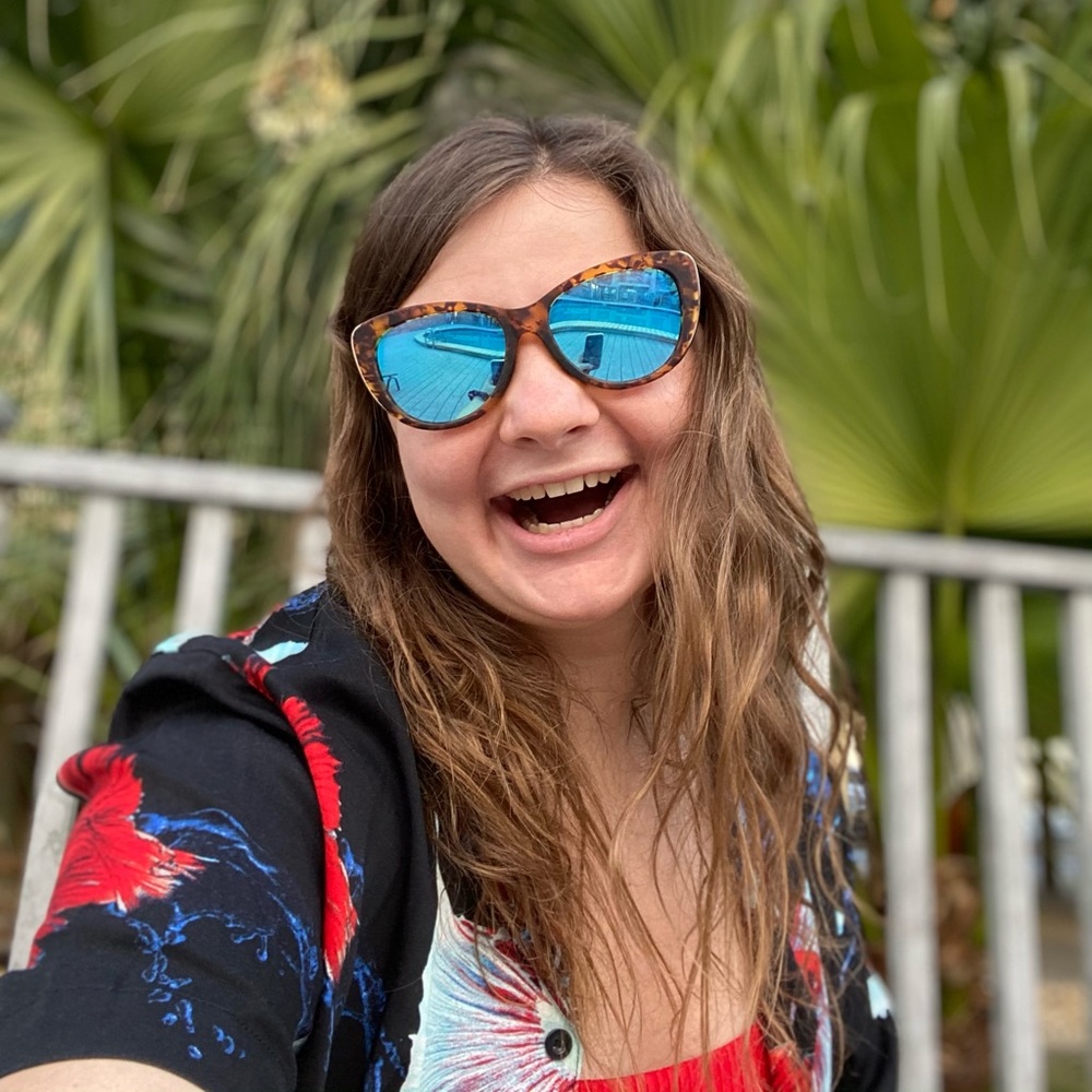 Meet your Posher, Sara